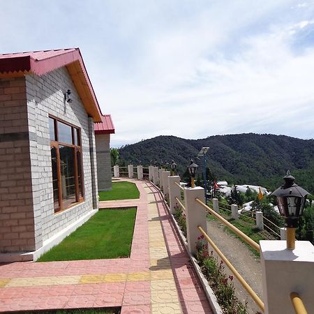Village Live In Resort Chail Εξωτερικό φωτογραφία