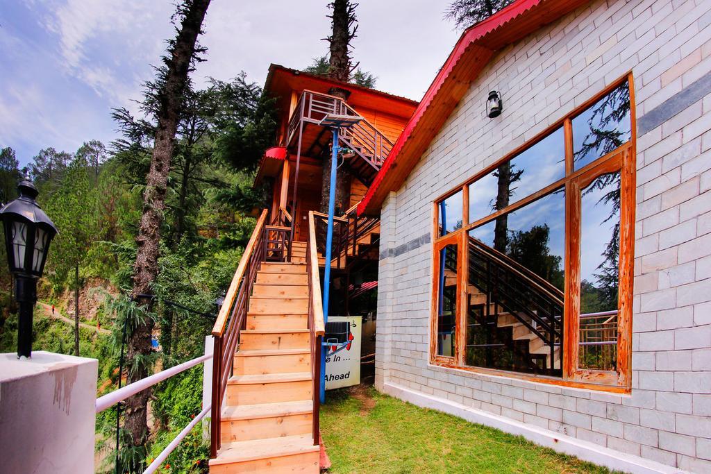 Village Live In Resort Chail Εξωτερικό φωτογραφία