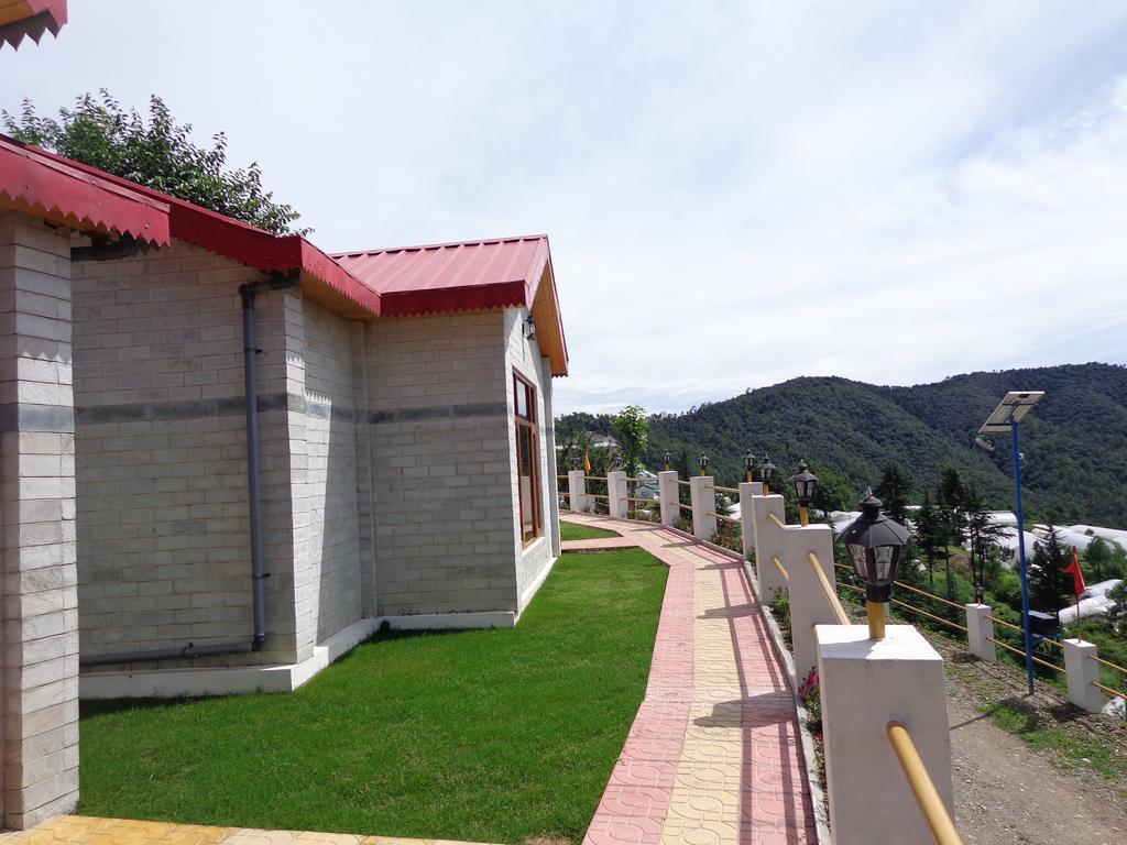 Village Live In Resort Chail Εξωτερικό φωτογραφία