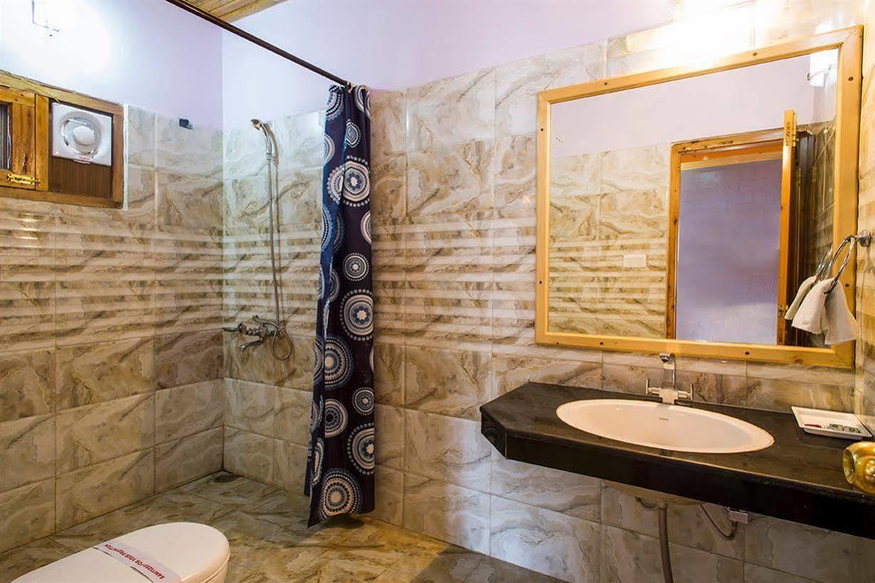 Village Live In Resort Chail Εξωτερικό φωτογραφία