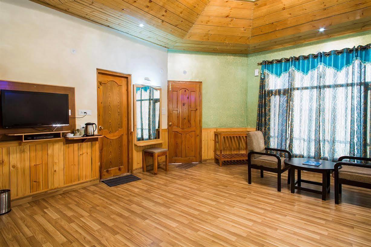 Village Live In Resort Chail Εξωτερικό φωτογραφία